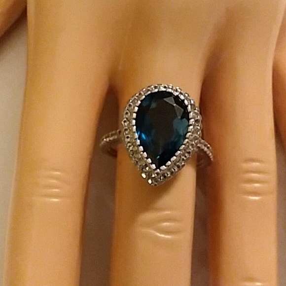 DESIGN GALLERY Jewelry - LONDON BLUE TOPAZ RING, SIZE 8